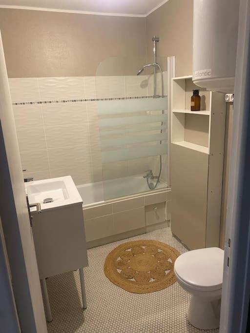 Appartement 2 Mesnils-sur-Iton Eksteriør billede